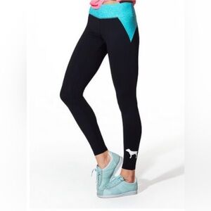 🩵Victoria's Secret Pink Mid Rise Ultimate Logo Leggings